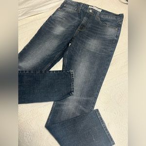 Women’s Levi Blue Jeans